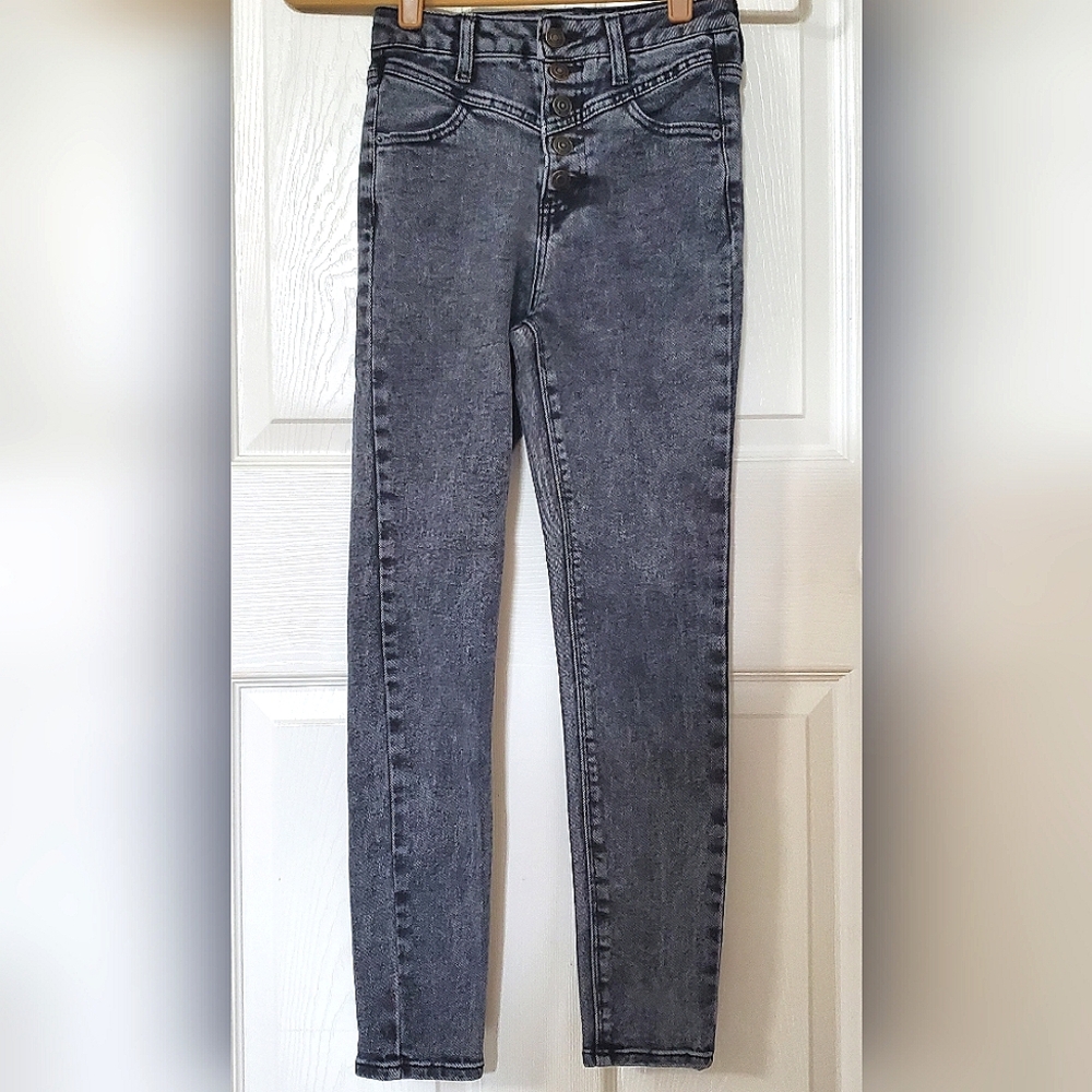 Vanilla Star Highrise Skinny Black Stone Wash Jeans Junior's Waist 26 / Size 3